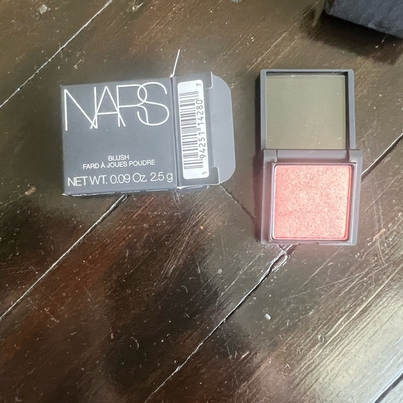 NARS Orgasm 2.5 grams travel size blush - Picture 2 of 2